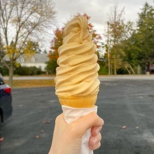 Meet your Posher, Julia